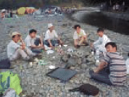 \epsfile {file=00082034.eps,scale=0.3}