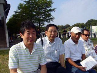 左から：市村氏、金森氏、水谷氏、(京産大ＯＢ古川氏)