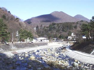 ���N�̓��S�i