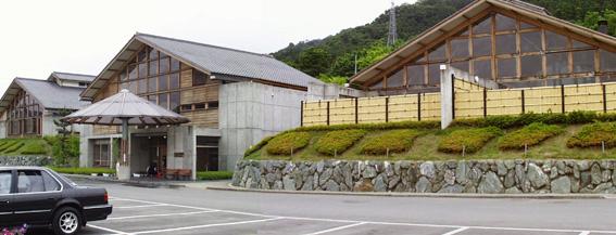 ����Z���^�[�S�i