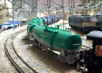 �^���N�ԕҐ�