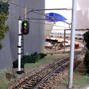 �_�C�������h�N���b�V���O�M���V�X�e��