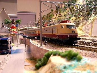 一番列車はTEE