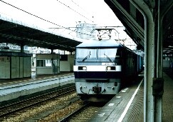 桃太郎機関車