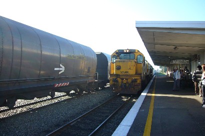 KIWIの鉄道、貨物列車