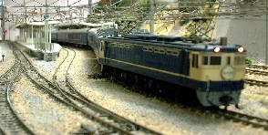 通過列車はブルートレイン・・・・・