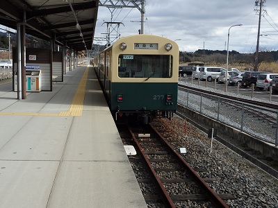 ナロー車両