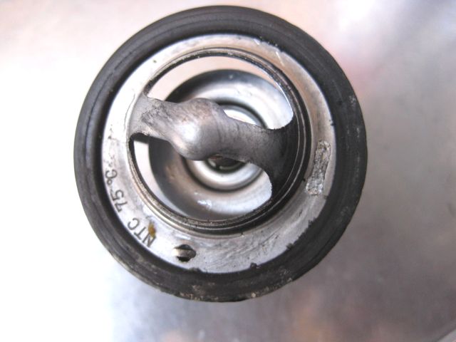 HONDA CBR600F Thermostat