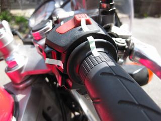 CBR600F Throttle Angle