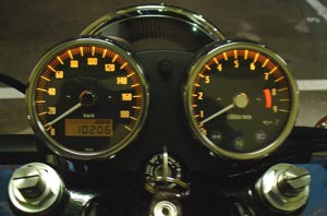 ݌vsF10,206Km