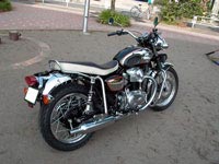 W650ɂ񂽂덆