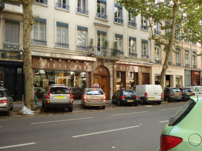 �x���i�V�����̓X