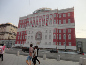 ���X�N���s���ɓS