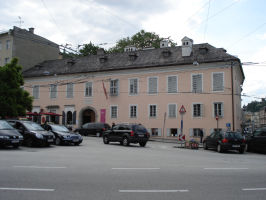 ���[�c�@���g�̏Z��ł�����