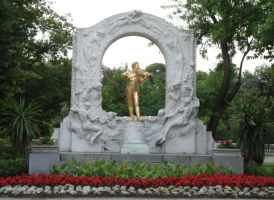 ���n���E�V���g���E�X��