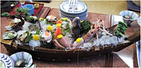 �M���������������