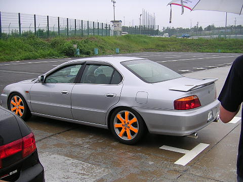 炩