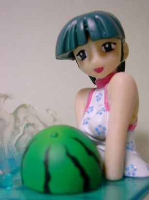 水着のロゼ