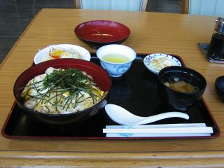 古地鶏丼 古地鶏丼